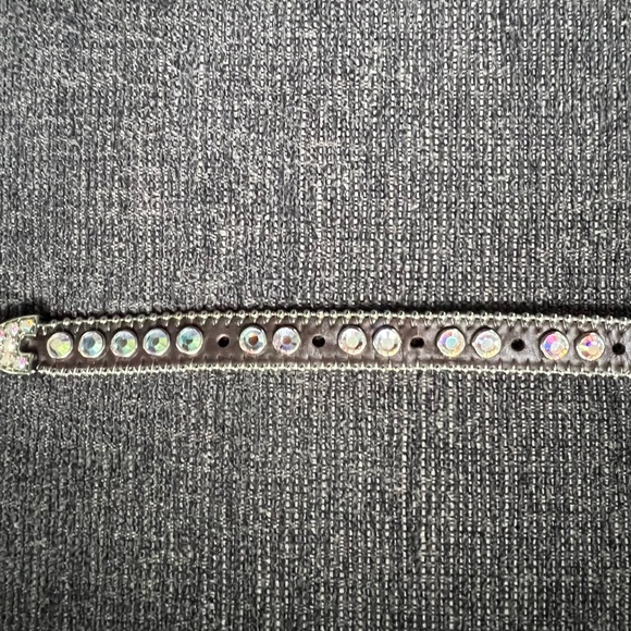 B.B. Simon belt with Crystals & Studs - Women’s 31 - Picture 5 of 10
